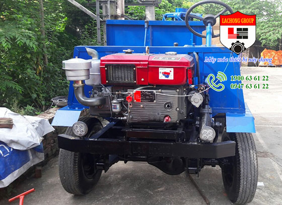 Máy trộn bê tông tự hành 2 cầu di chuyển máy trộn bê tông tự hành 2 cầu, máy trộn tự hành 2 cầu, xe trộn bê tông tự hành