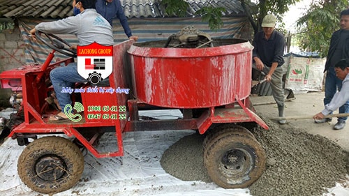 Máy trộn bê tông tự hành làm đường bê tông nông thôn máy trộn bê tông làm đường nông thôn, máy trộn tự hành làm đường nông thôn