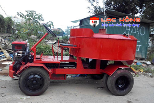 máy trộn bê tông tự hành máy trộn bê tông tự hành