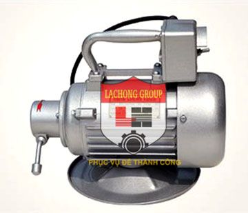 M&aacute;y đầm d&ugrave;i Jinlong ZN70 -0.75/1.1KW
